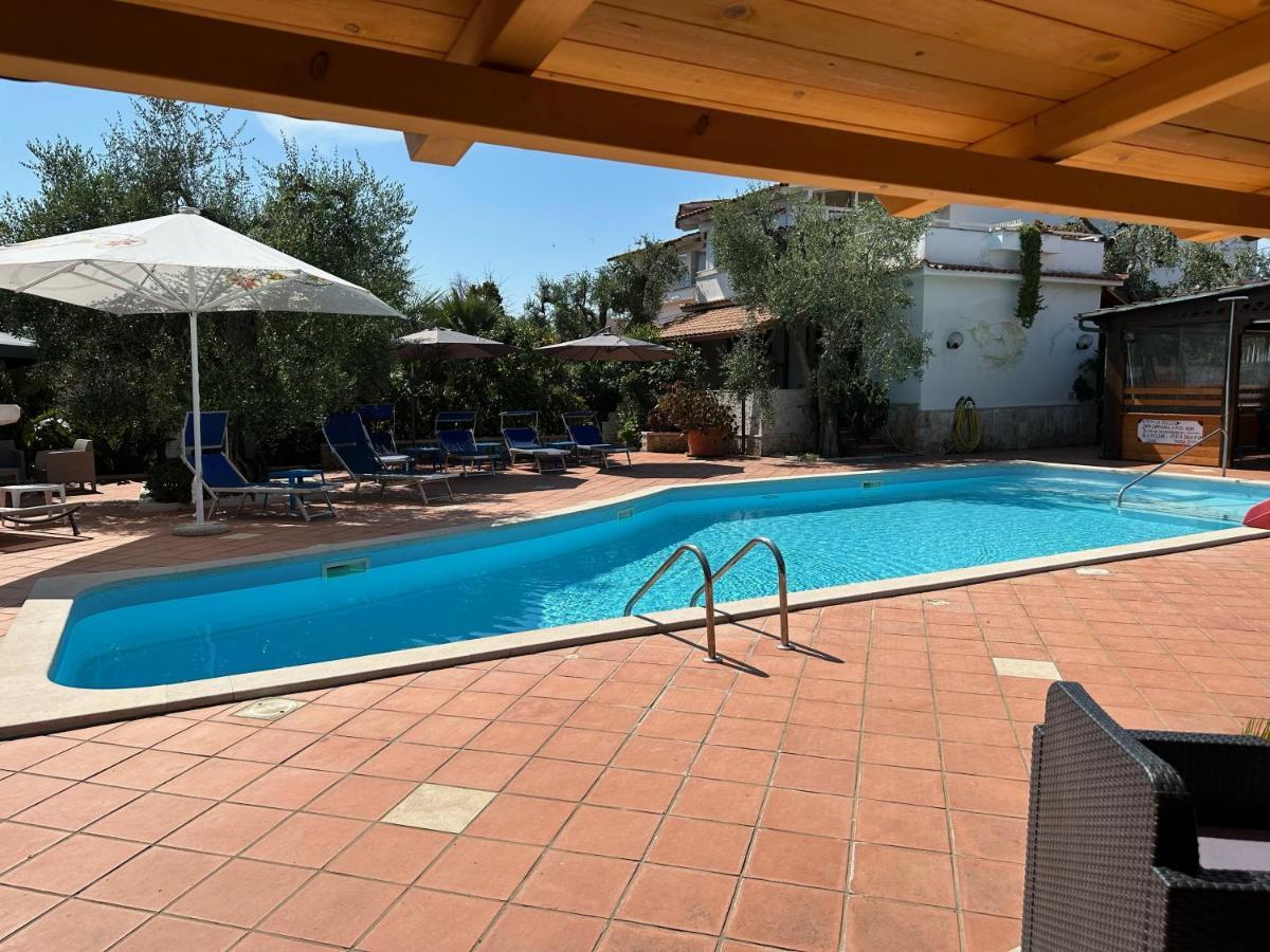 Villa Monica Appartamenti Vieste Zewnętrze zdjęcie