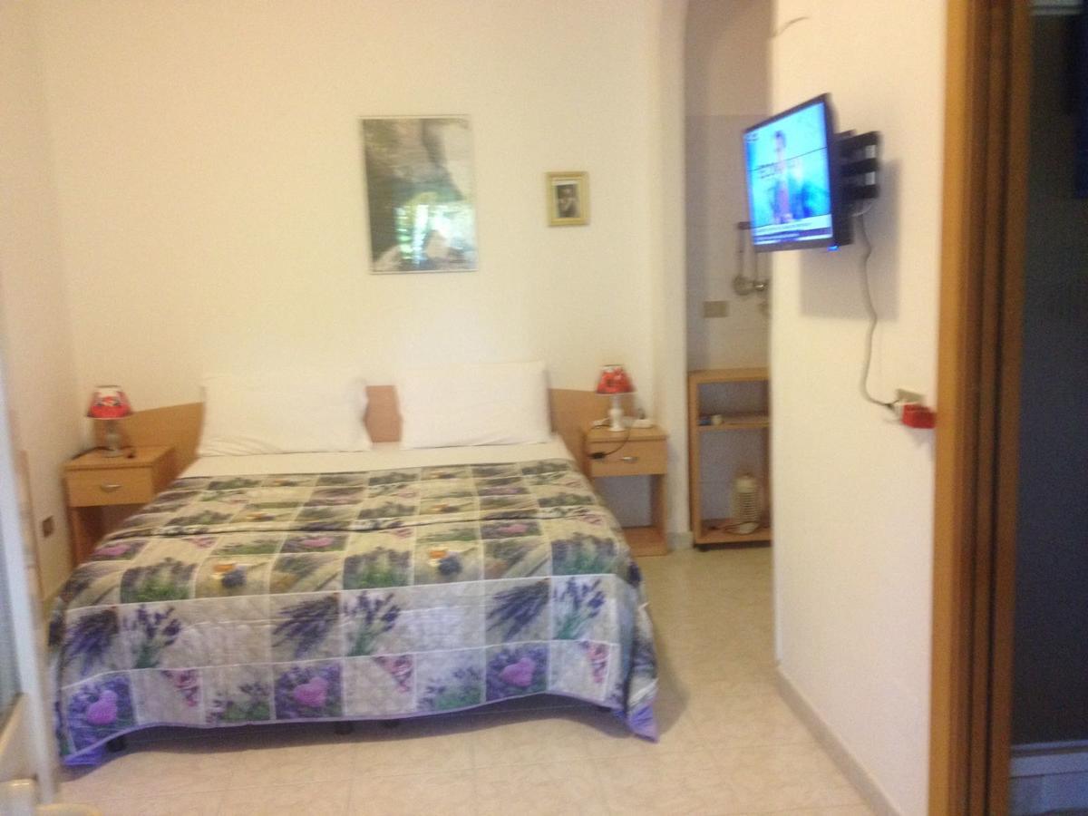 Villa Monica Appartamenti Vieste Zewnętrze zdjęcie